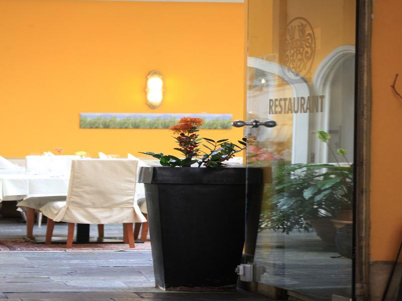 Boutique Hotel Dom - Rooms & Suites Грац Экстерьер фото